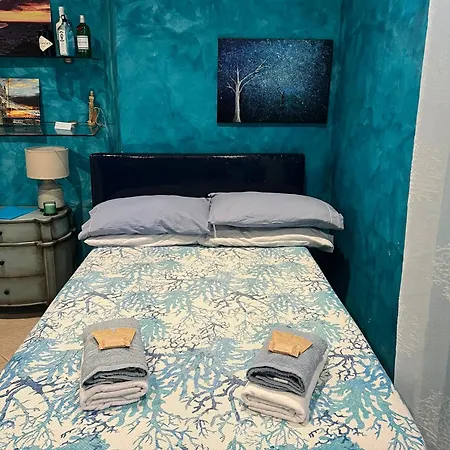 Il Corallo فندق مبيت وإفطار تيراتشينا