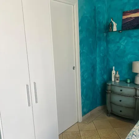 فندق مبيت وإفطار Il Corallo تيراتشينا